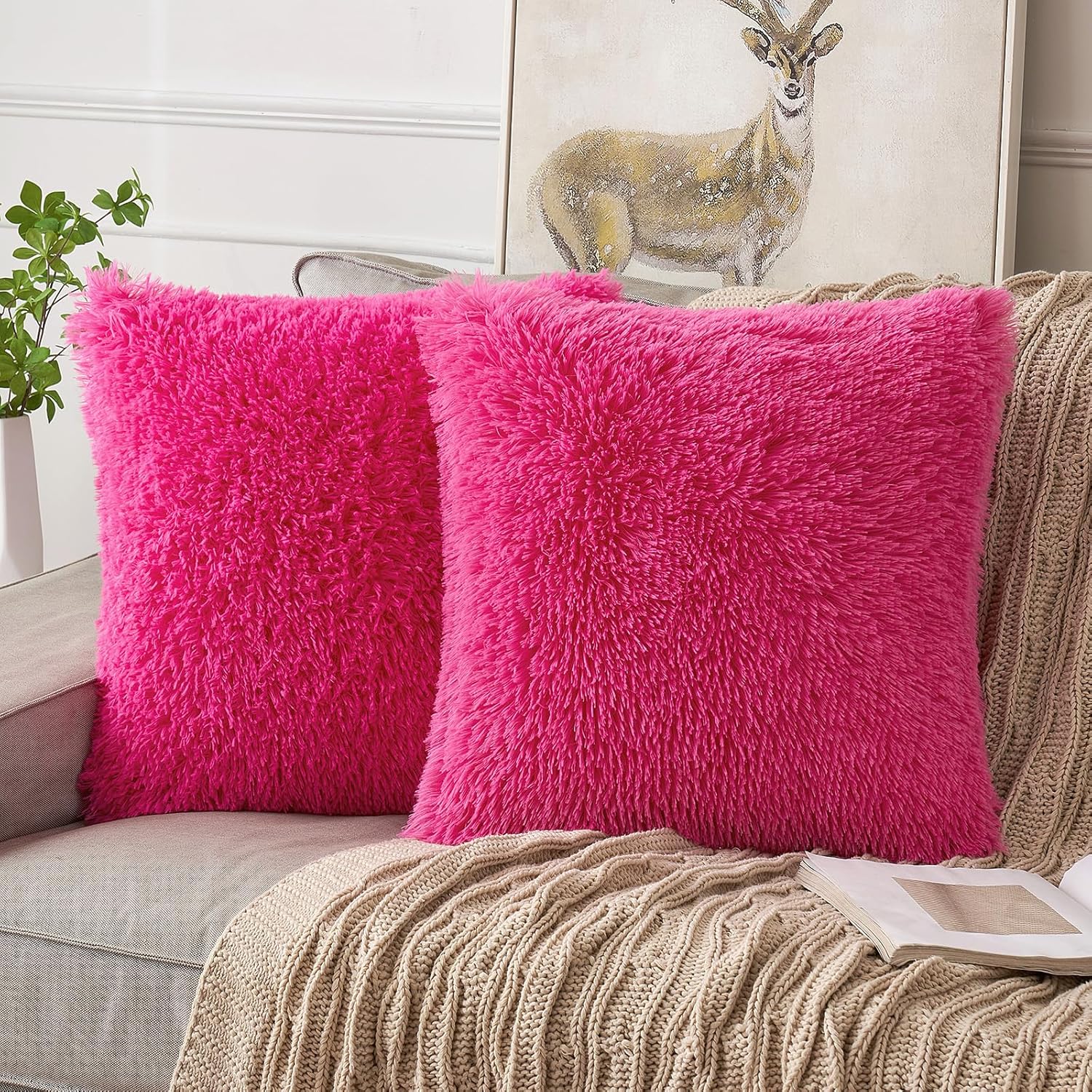 Pack of 2Pcs Throw Pillow Covers Luxury Fluffy Pillows Faux Fur Decorative Pillows Plush Cushion Case Fuzzy Mongolian Merin Style for Bed Couch Sofa Living Room Home Decor