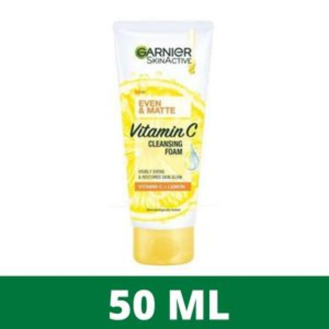 Garnier Even & Matte Cleansing Foam with Vitamin C And Lemon - Visibly Even and Restores Skin Glow, 50ml