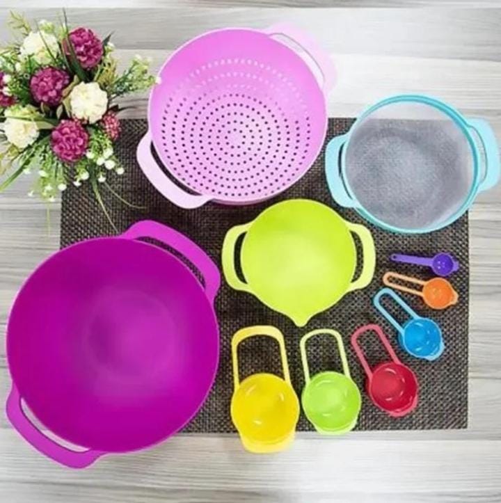10pcs Cake mixing bowl set material: plastic BPA free, multicolours