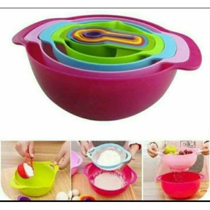 10pcs Cake mixing bowl set material: plastic BPA free, multicolours