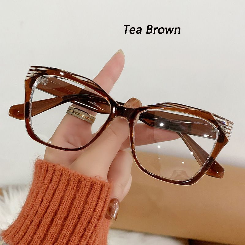 Fashion Cat Eye Glasses Ultra-light Glasses Frame Retro Photochromic Eyeglasses Anti-blue Light Eyewear Outdoor Color-changing