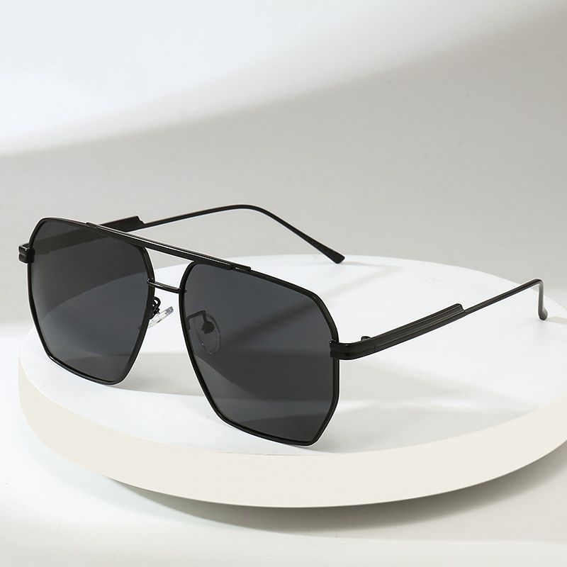 High Quality Luxury Brand Sunglasses Polarized For Men Classic Sun Glasses High Quality Eyewears Pilot Goggle UV 400 Protection
