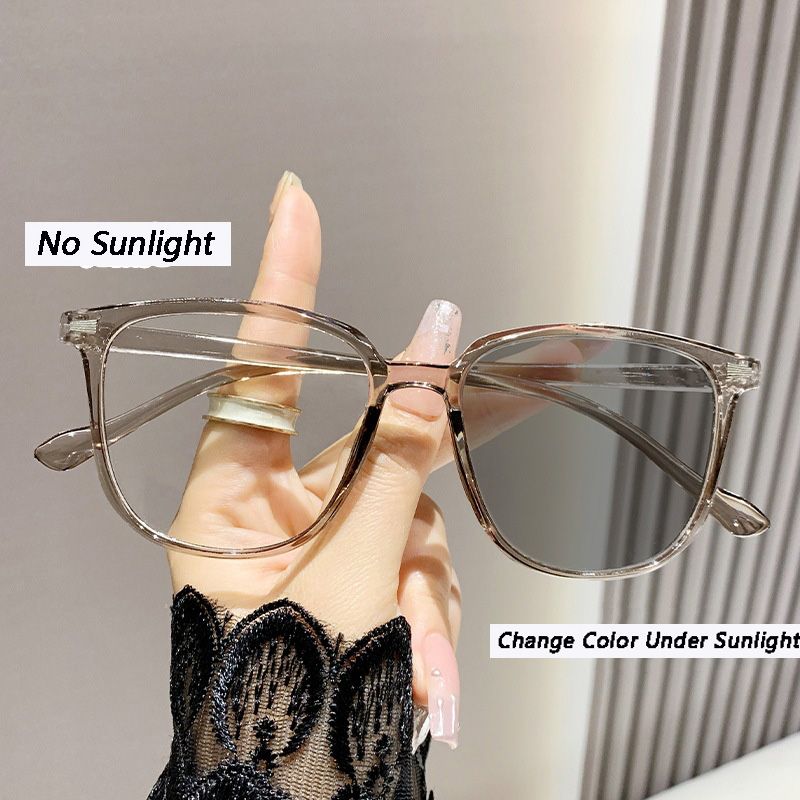Photosensitive Photochromic Glasses For Men Women Color-changing Anti-blue Light Flat Mirror Outdoor Sunglasses Computer Goggles