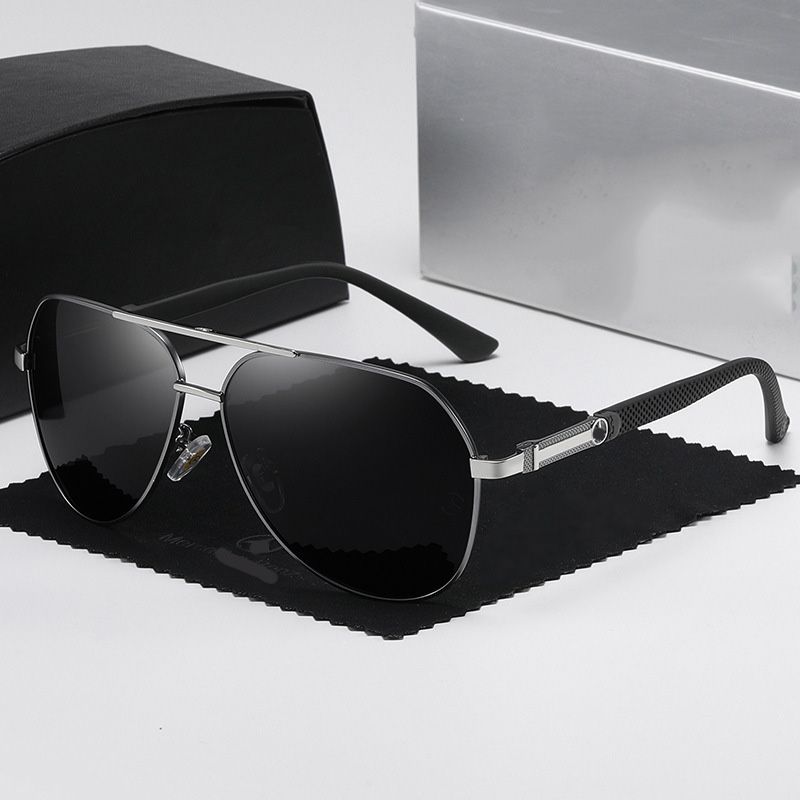 New Luxury Brands Aviation Sunglasses For Men Polarized Sun Glasses Travel Eyewears Classic Pilot Goggle With UV400 Protection