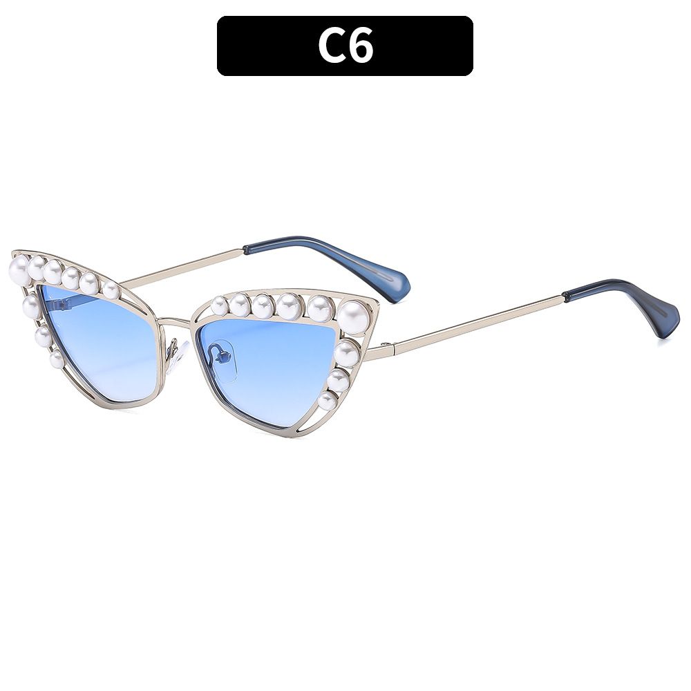 New Vintage Cat Eye Cool Sunglasses with Pearls Women New Stylish Candy Color Shades Trendy Brand Design Decorative Sun Glasses