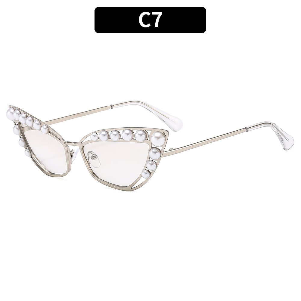 New Vintage Cat Eye Cool Sunglasses with Pearls Women New Stylish Candy Color Shades Trendy Brand Design Decorative Sun Glasses