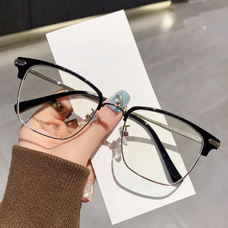 Fashion Anti-Blue Light Glasses Classic Women Men Ultra Light Metal Frame Glasses Office Computer Goggles Eye Protection Black