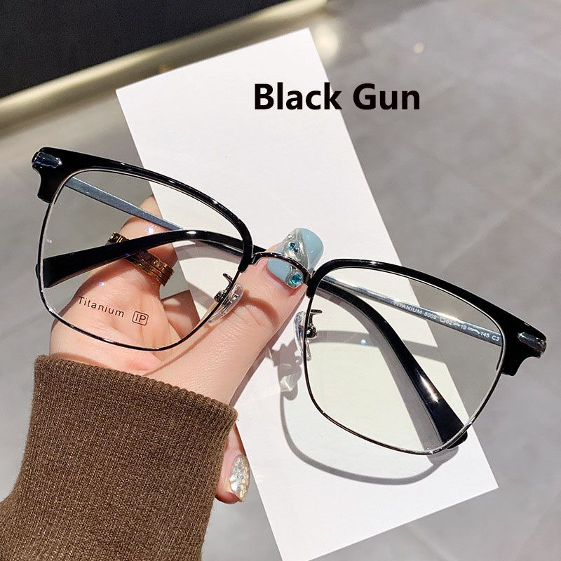 Fashion Anti-Blue Light Glasses Classic Women Men Ultra Light Metal Frame Glasses Office Computer Goggles Eye Protection Black