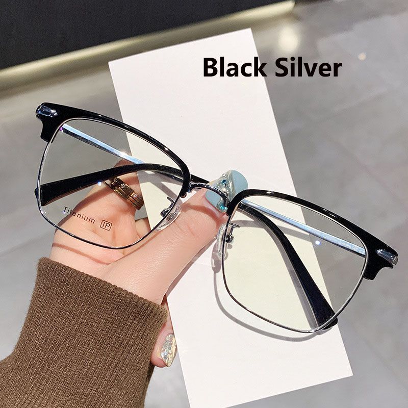 Fashion Anti-Blue Light Glasses Classic Women Men Ultra Light Metal Frame Glasses Office Computer Goggles Eye Protection Black