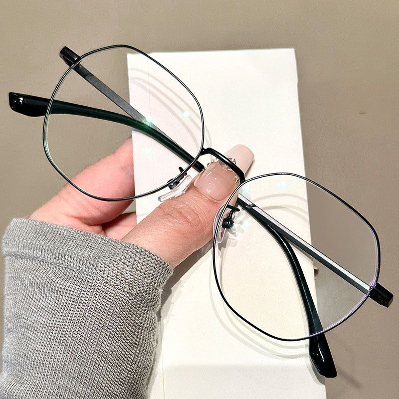New Ultra-Light Polygonal Computer Glasses Women Metal Frame Anti-blue Light Radiation Glasses Goggles Flat Mirror Unisex Goggle