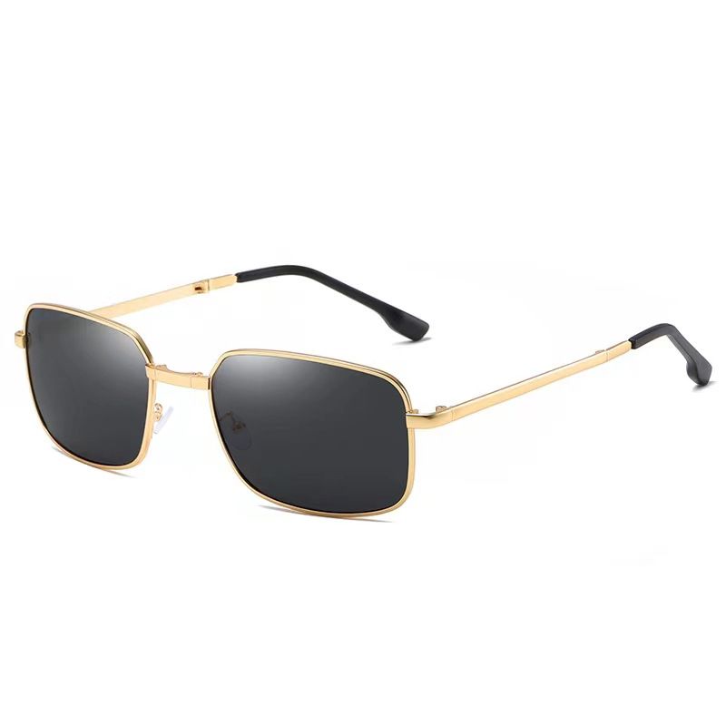 New Portable Folding Sunglasses for Men Women Fashion Square Metal Frame Sunglasses Night Vision Eyewear Driving UV400 Glasses