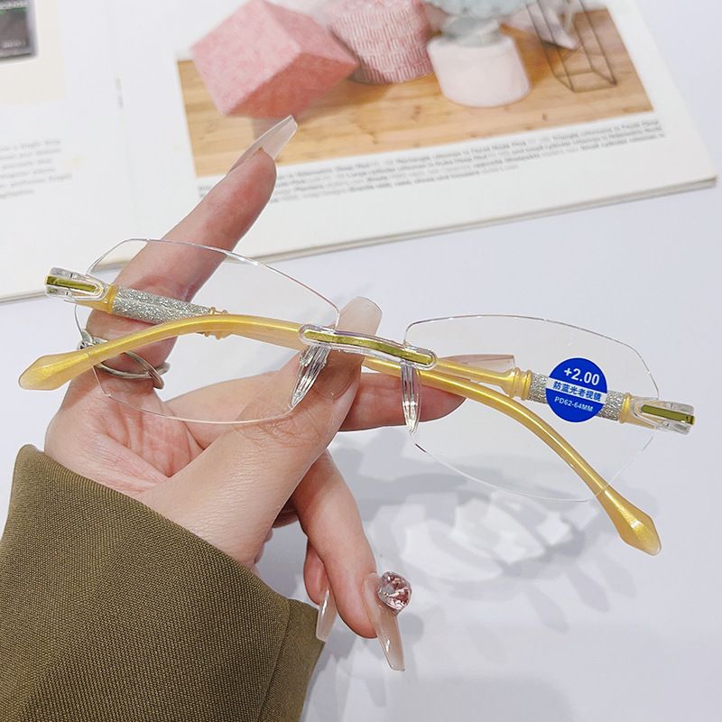 Retro Ultralight Cutting Frame Women Presbyopia Eyeglasses Blocking Blue Light Reading Glasses Farsighted Eyewear with Diopters