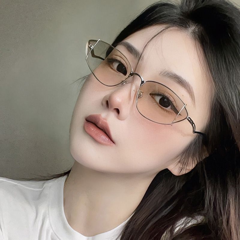 2025 New Metal Cat Eye Women's Sunglasses Trendy Luxury Brand Hollow Triangle Sunglasses Brown Party Luxury Designer Brand