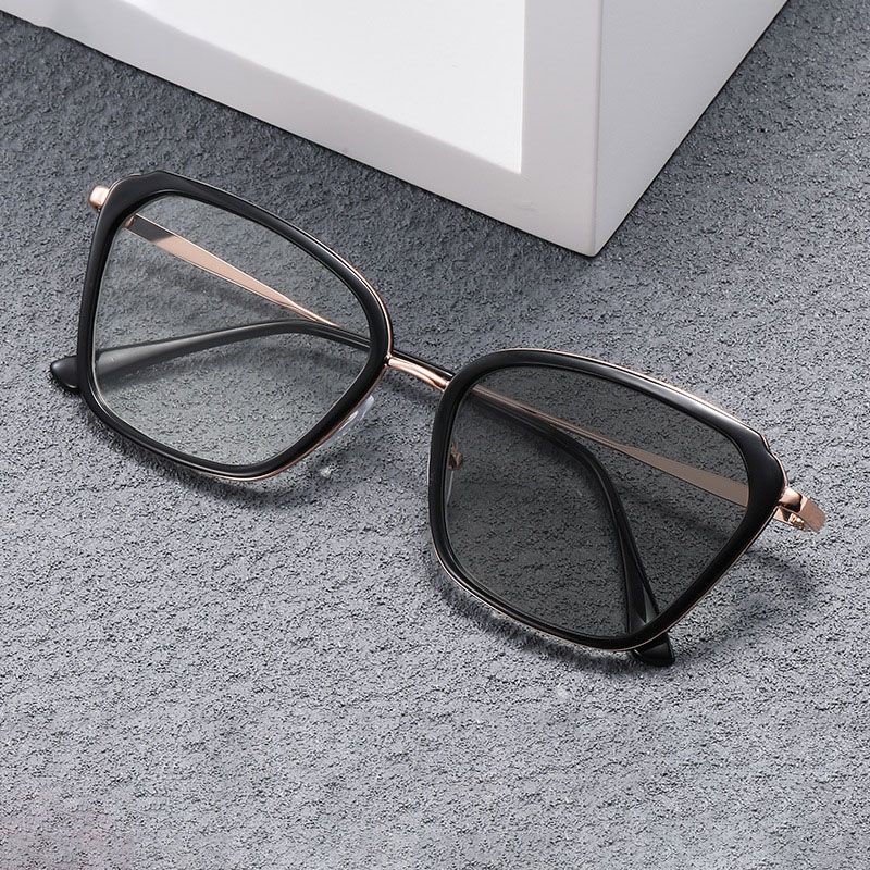 Fashion TR90 Women'S Cat Eye Photochromic Glasses Frame Blue Light Blocking Retro Trend Optical Metal Alloy Eyeglasses Frame