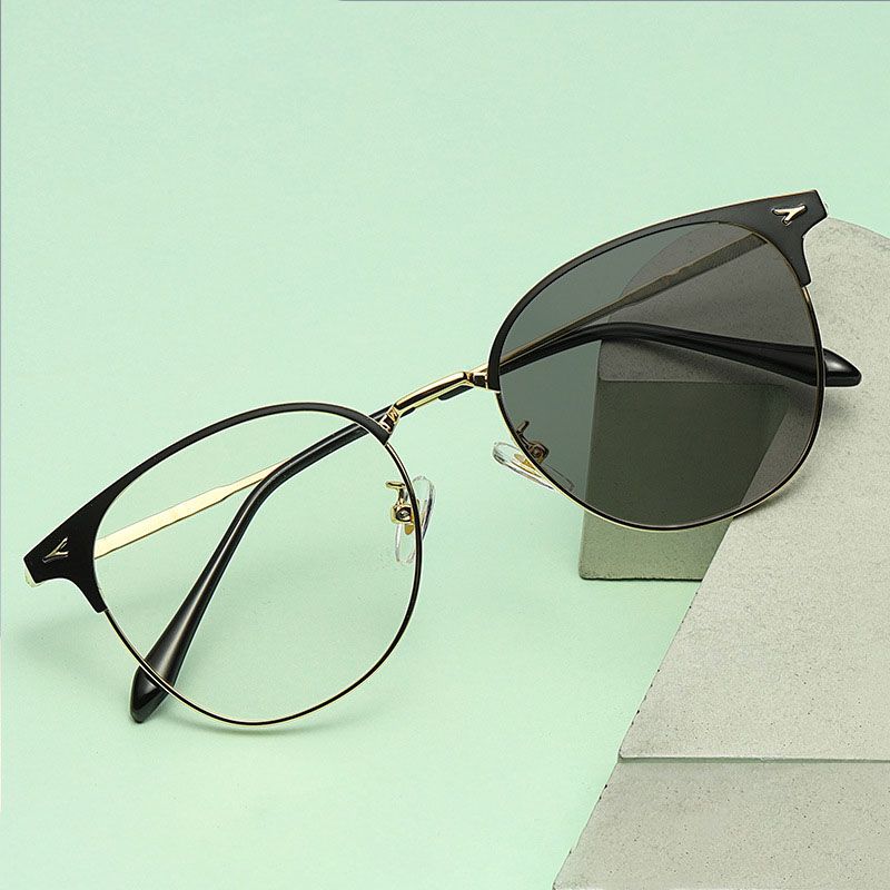 2025 Photochromic Glasses Anti Radiation Eye Glasses Computer Men Anti Women UV400 Blue Gaming Eyewear Light Eyeglasses Sunglass