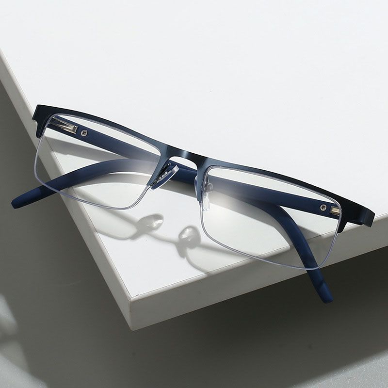 Photochromic Anti Radiation Blue Light Eyeglasses Square Metal Frame Computer Glasses for Women Men Transparent Lens Eyegalsses