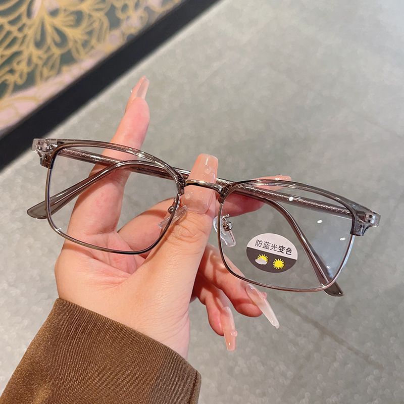 2026 New Fashion Half Frame Pure Color Spectacles Men Classic Square Photochromic Glasses Women Anti Blue Light Discoloration Eyewear