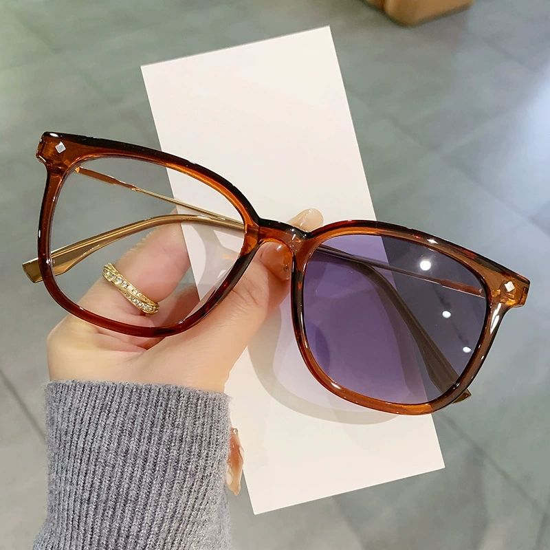 Unisex Photochromic Glasses Frame Men Outdoor Color-changing Ordinary Glasses Outdoor UV Blocking Blue Light Computer Glasses