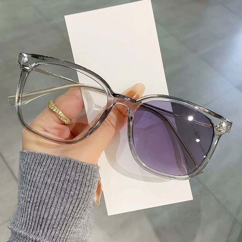 Unisex Photochromic Glasses Frame Men Outdoor Color-changing Ordinary Glasses Outdoor UV Blocking Blue Light Computer Glasses