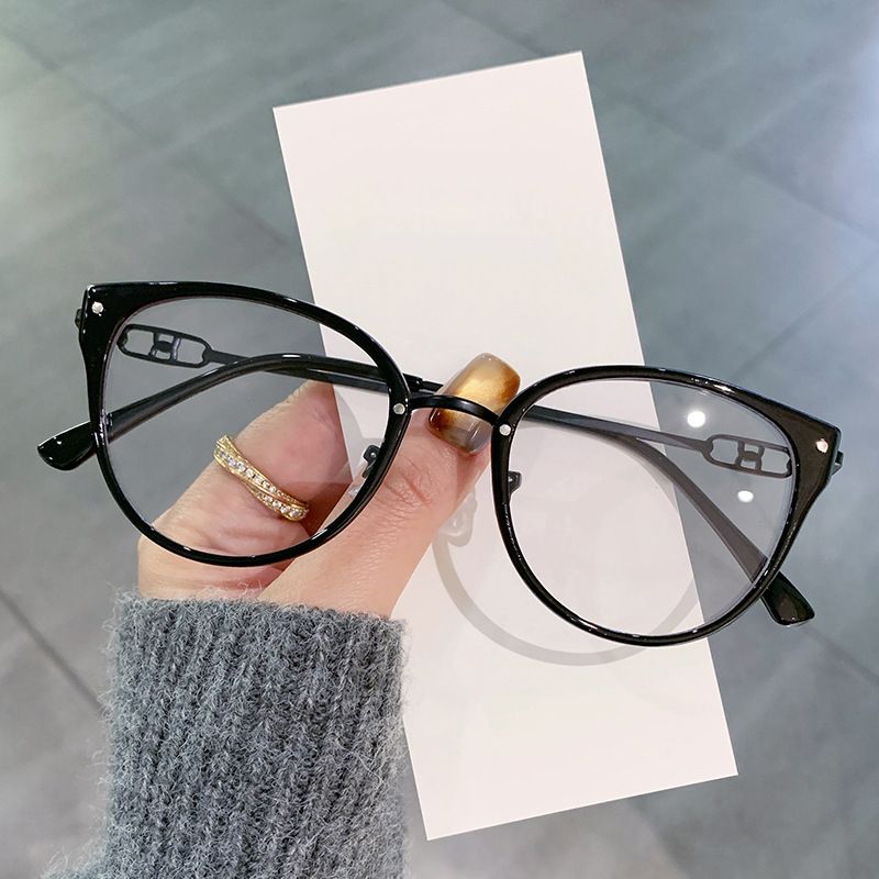 2026 Photochromic Glasses For Men Women Fashion Cat Eye Frame Transparent Lens Outdoor UV Protection Sun Shades Computer Eyewear