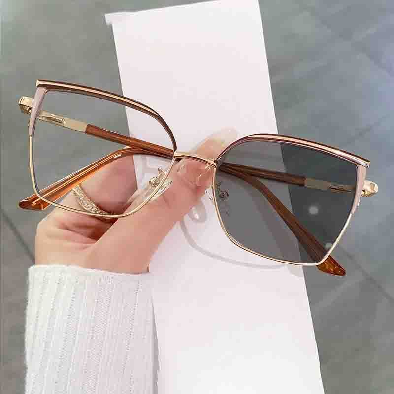 Fashion Light Photochromic Glasses Women Cat Eye Eyeglasses Minimalist Oversized Optical Computer Glasses Frames Clear Glasses