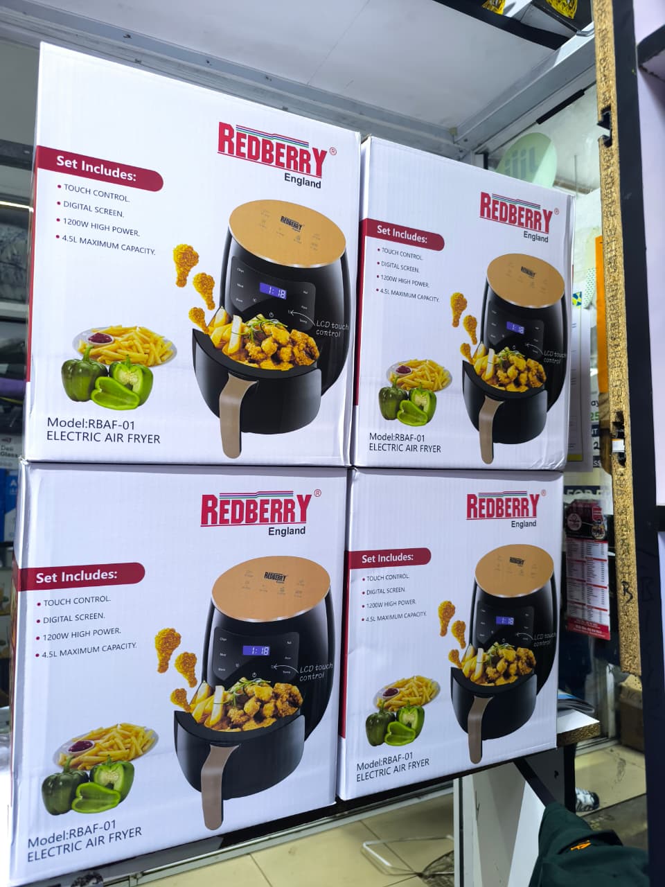 ⭕️Cook Fast And Easier⭕️Redberry 4.5 ltrs electric airfryer RBAF-01⭕️🪡Power: 1200W high power

Control: Touch control with digital screen

Functions: Fry, bake, roast, grill

Temperature: Adjustable