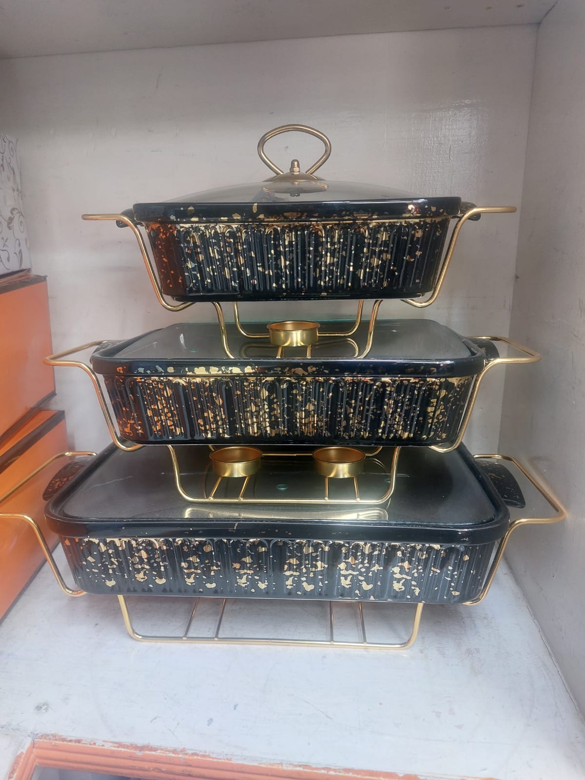 Set of 3pcs high quality black gold ceramic kitchen chaffing dishes with capacity 0f 3.8 litres/2.8 litres  and 1.8 litres