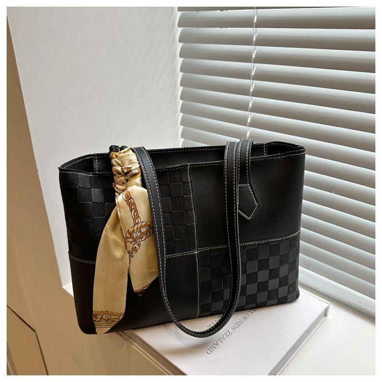 Fashion Bags  Women's Bags  Tote Bags with Scarves