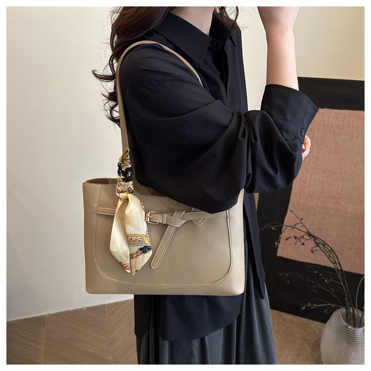 Ladies fashion bag women's bags  Tote Bags shoulder bag