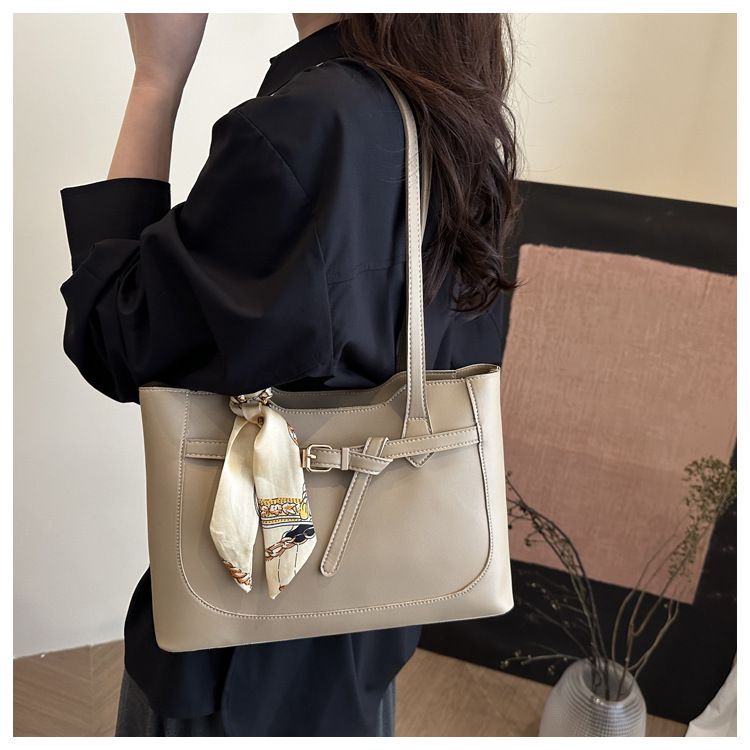 Ladies fashion bag women's bags  Tote Bags shoulder bag