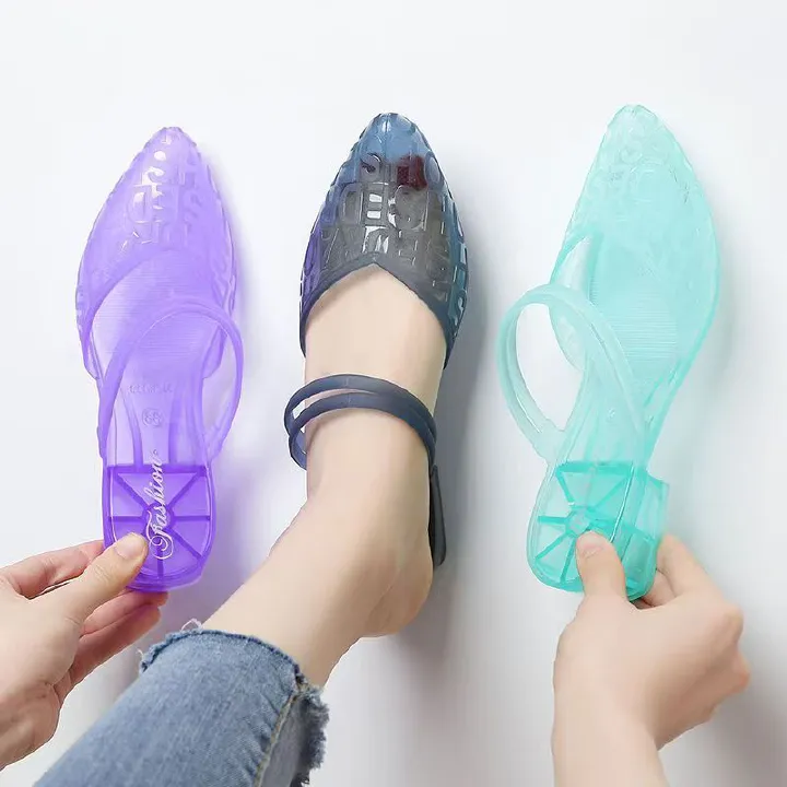Women's New Summer Outdoor Crystal Internet-famous Flip Flops, One-strap Design, Fashionable Chunky Heel, Anti-slip Mid Heel, Closed-toe, Beach Jelly Slippers.