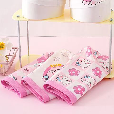 4pcs Cat cute and fun girls' underpants, pure cotton children's baby girls, flat corners, big kids, cartoon little girls, four-corner bottom pants, no bottom pinching