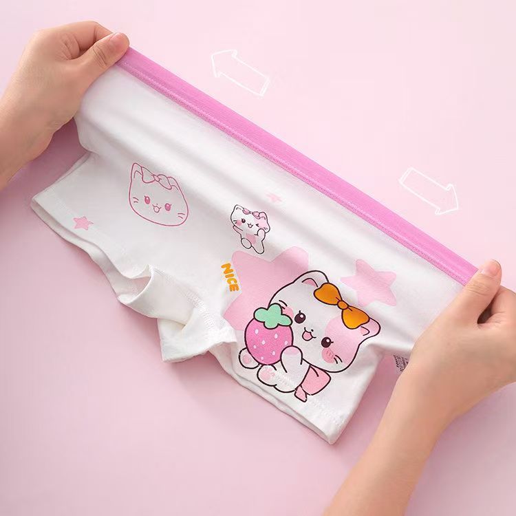 4pcs Cat cute and fun girls' underpants, pure cotton children's baby girls, flat corners, big kids, cartoon little girls, four-corner bottom pants, no bottom pinching