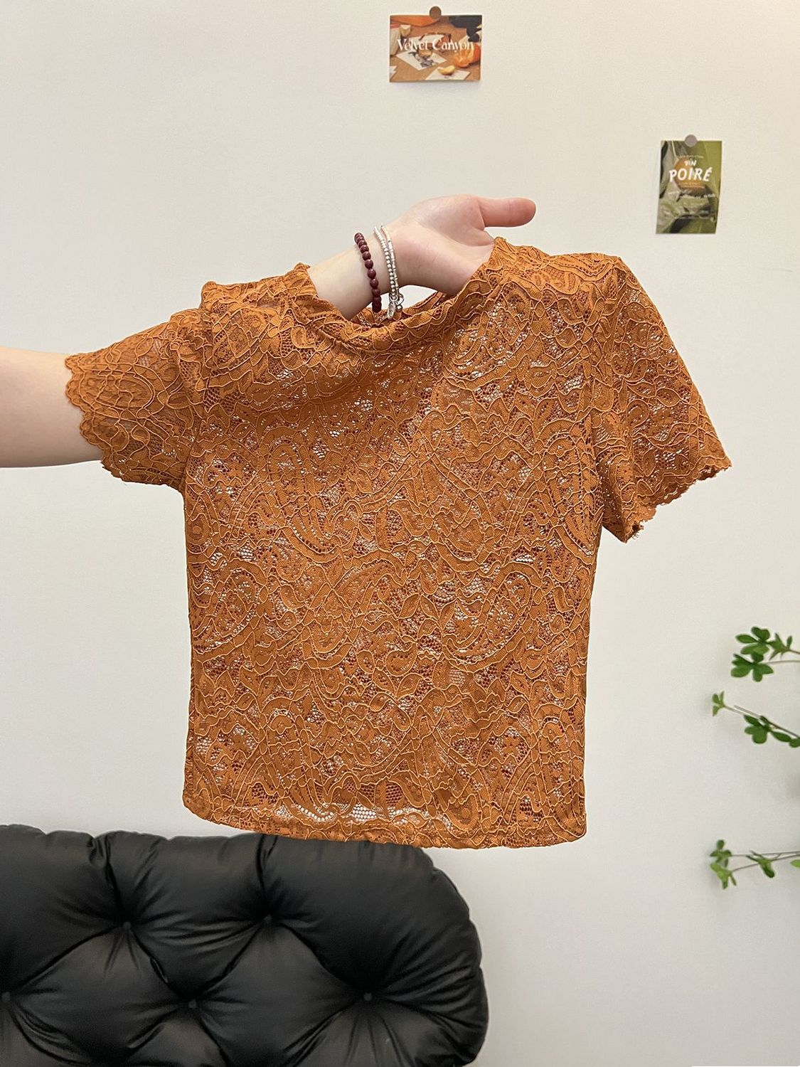 Women's Sexy Hollow Lace Short Sleeve Crop Top, Cut Out Waist Slim Fit Sheer Jacquard T-Shirt