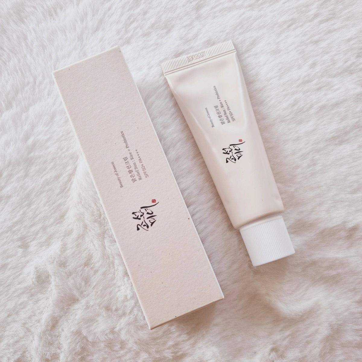 Beauty of Joseon Relief Sun Sunscreen with Rice + Probiotics SPF50+ PA++++. Offers SPF & PA Protection Sun Protection aganis harmful UV-Rays, Moisturizes, Nourishes, Prevent Photo-Aging & Glows.