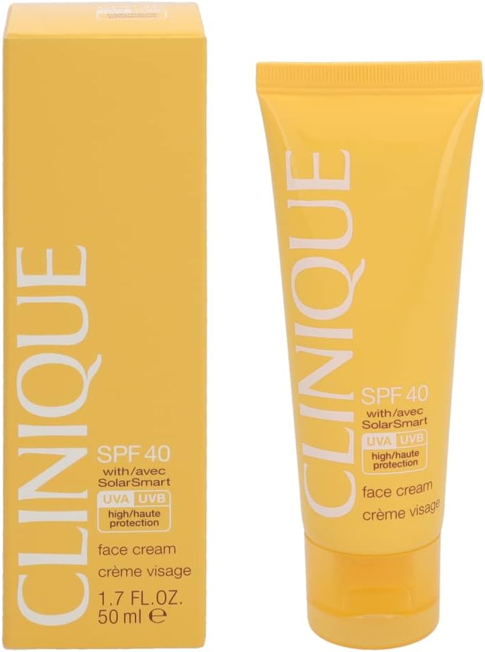 Clinique Face Cream Solar Smart SPF 40 Sunscreen 50ml. Moisturizes, Prevent formation of Wrinkles, Dark spots & other signs of aging, Protect against burning effects of UVA and UVB rays & Anti-Aging