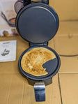10 inches BM-926 Heavy Duty Boma roti chapati maker with heavy base and Non stick plates surface for easy cleaning 1200W electric Chapati maker
