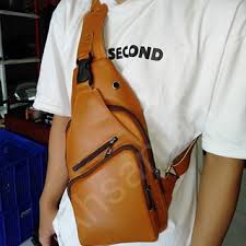 Sling Bag for Men / Women Crossbody Chest Bag Pu Leather Small Shoulder Backpack Vintage Fanny Daypack for Casual Sports