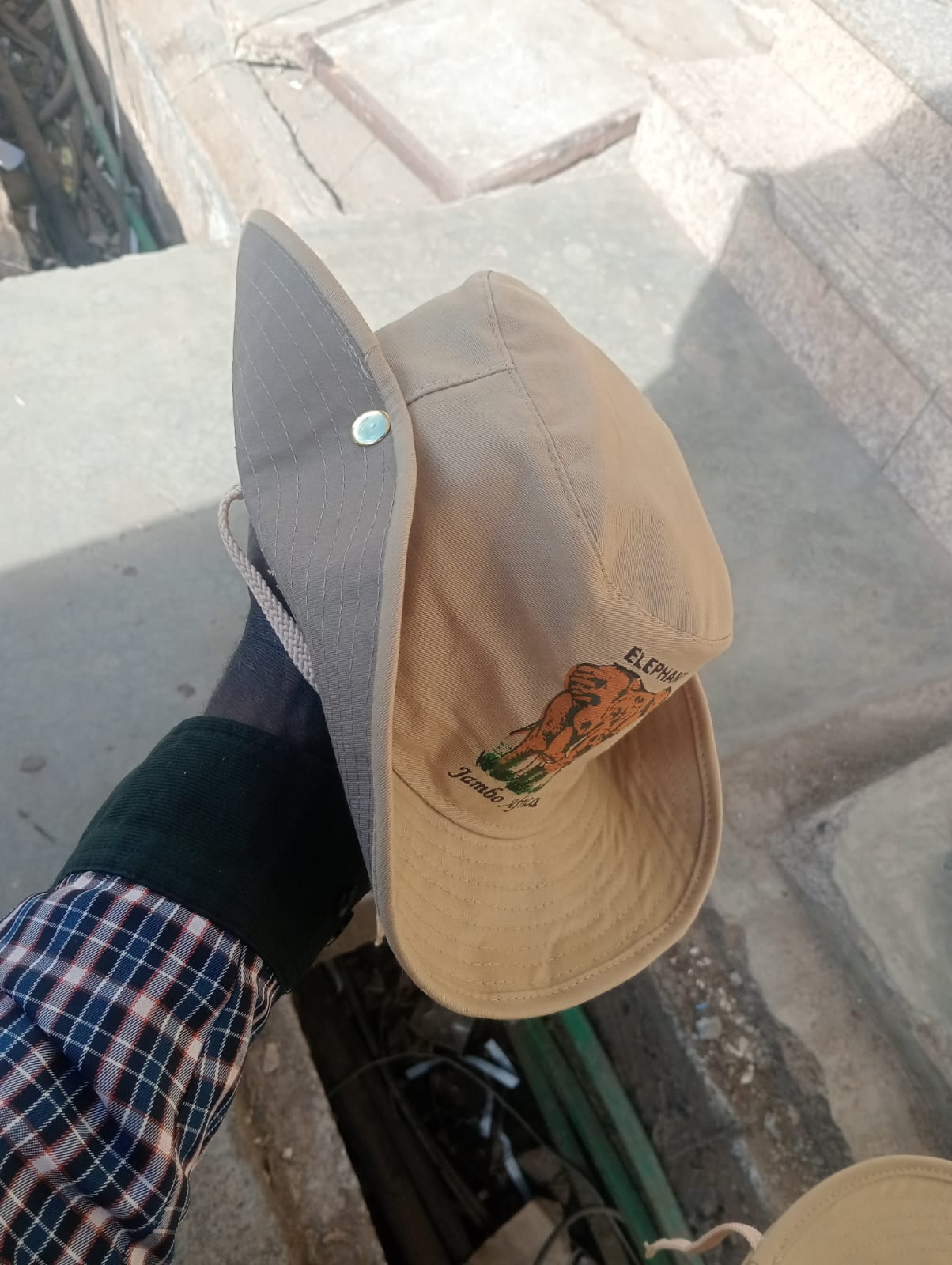 TOURIST/ Safari Hat Walt Disney World Collectible Animal Kingdom