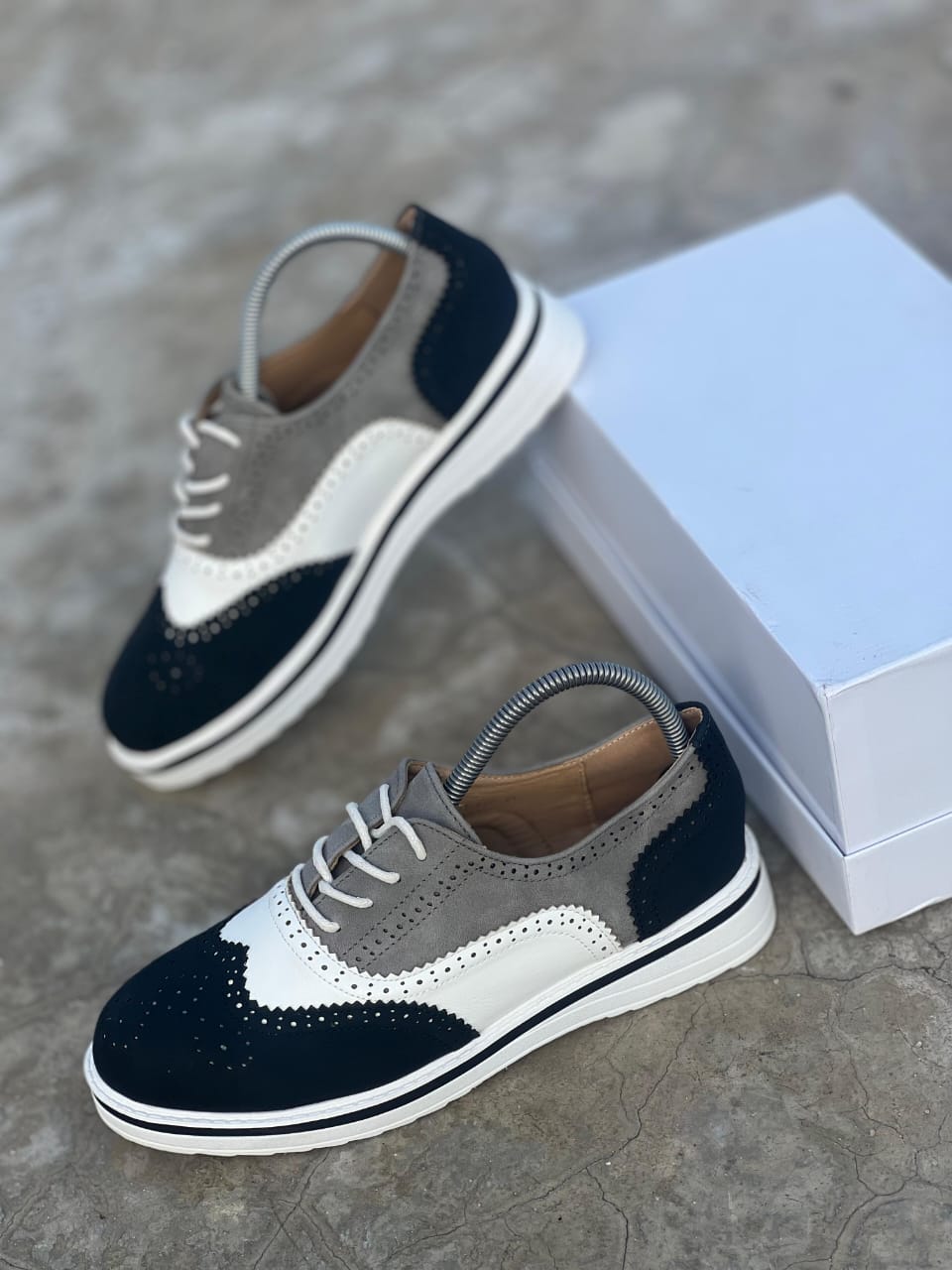 High-Quality Oxford Brogues (Eternal Love) Elegant & Timeless Style Women's Shoes Oxfords