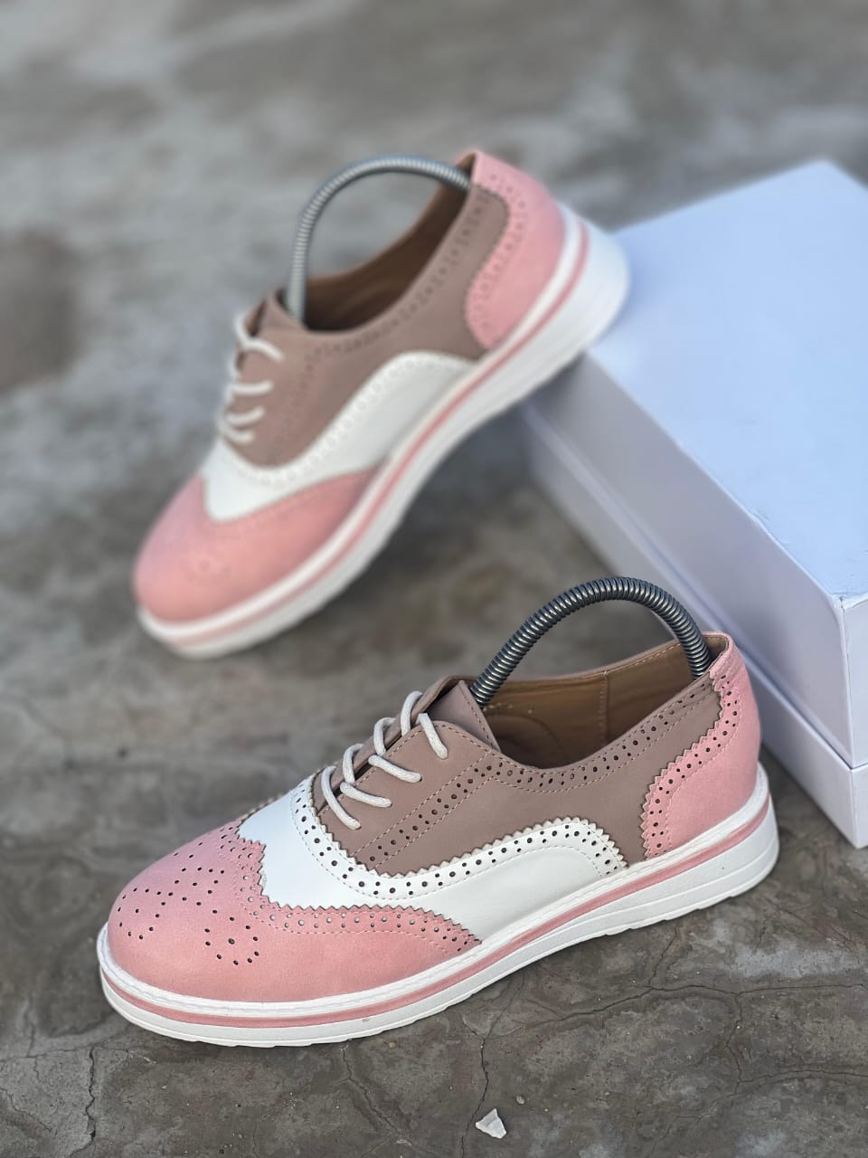 High-Quality Oxford Brogues (Eternal Love) Elegant & Timeless Style Women's Shoes Oxfords