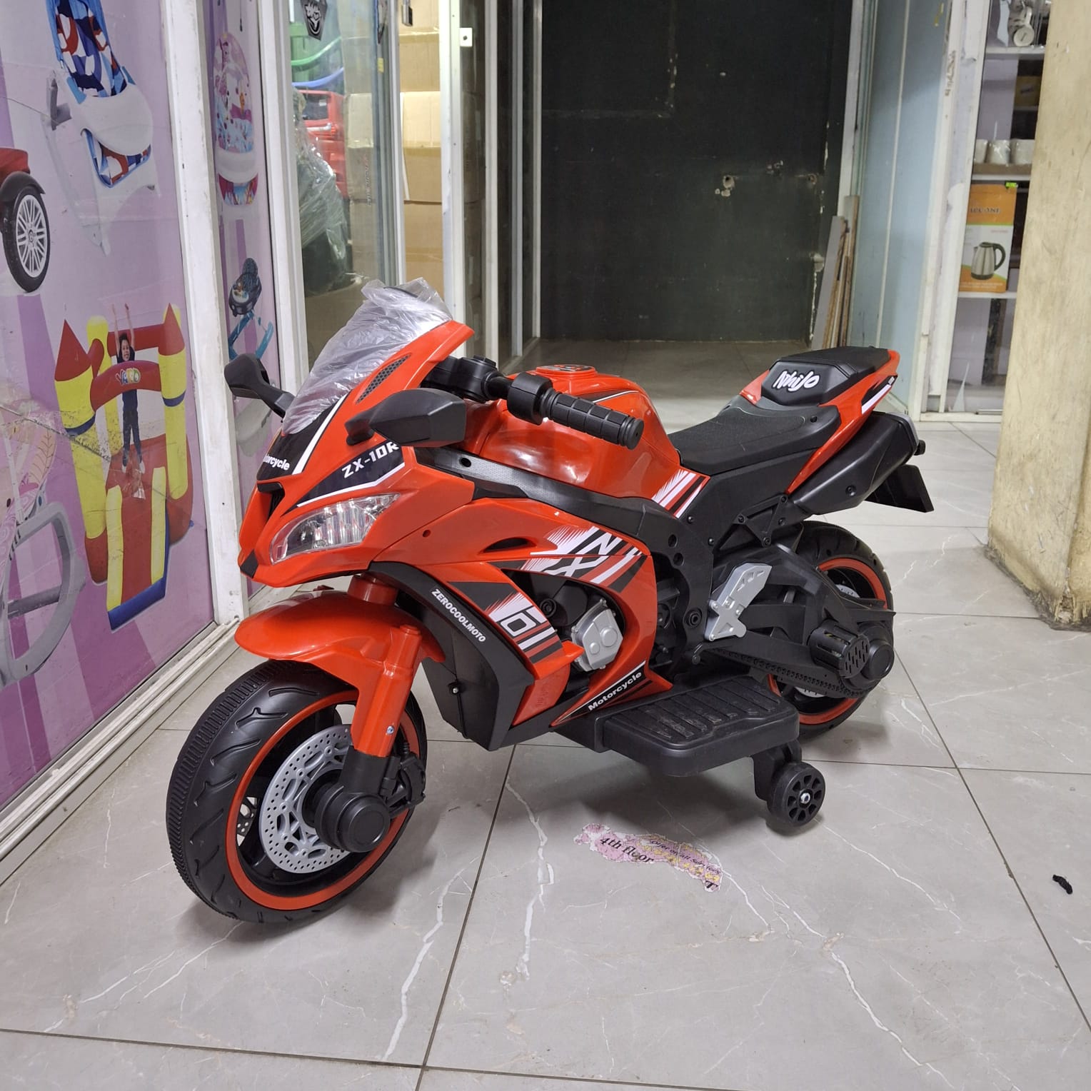 Children′s Rechargeable Toy Car/with Music, Lighting/Diverse Colors/Children′s Self Driving Electric Motorcycle Age Range:	3-8 Years Old