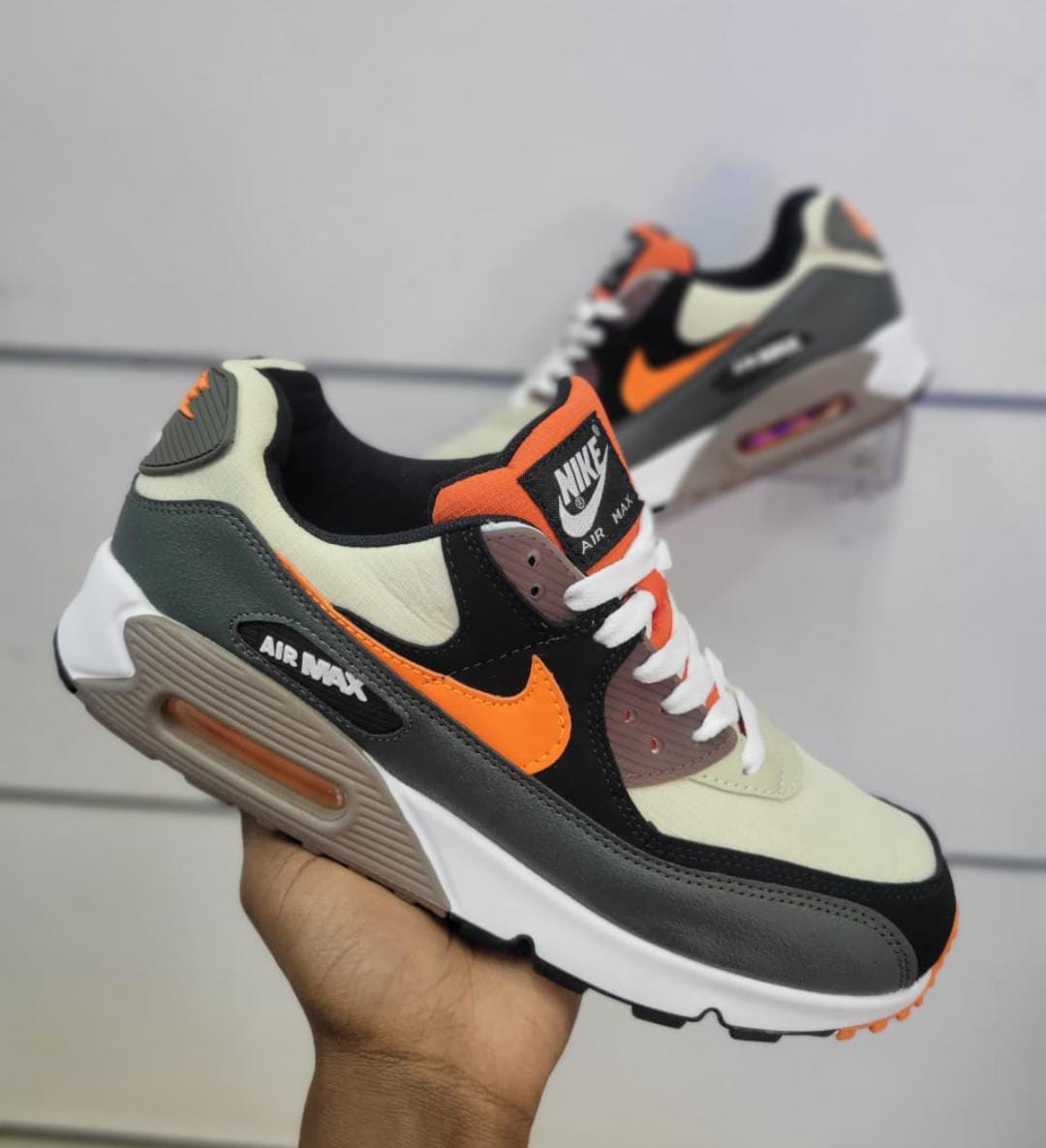 Airmax shoes Unisex Men and women classic fashionable Airmax shoes sneakers