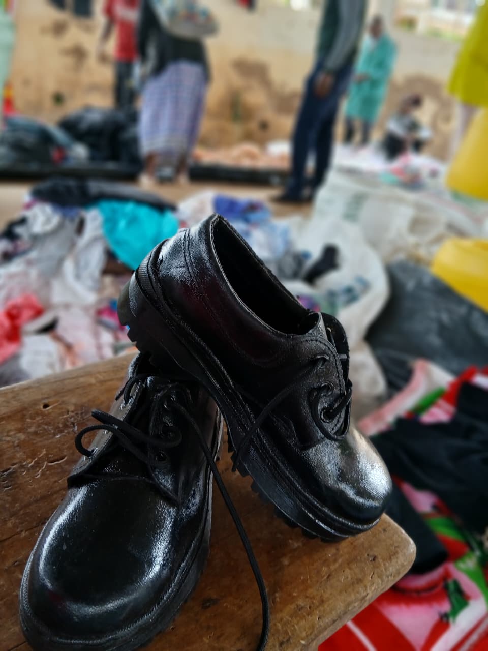 Genuine unisex leather school shoes durable light boys girls school leather black shoes multipurpose black leather shoes