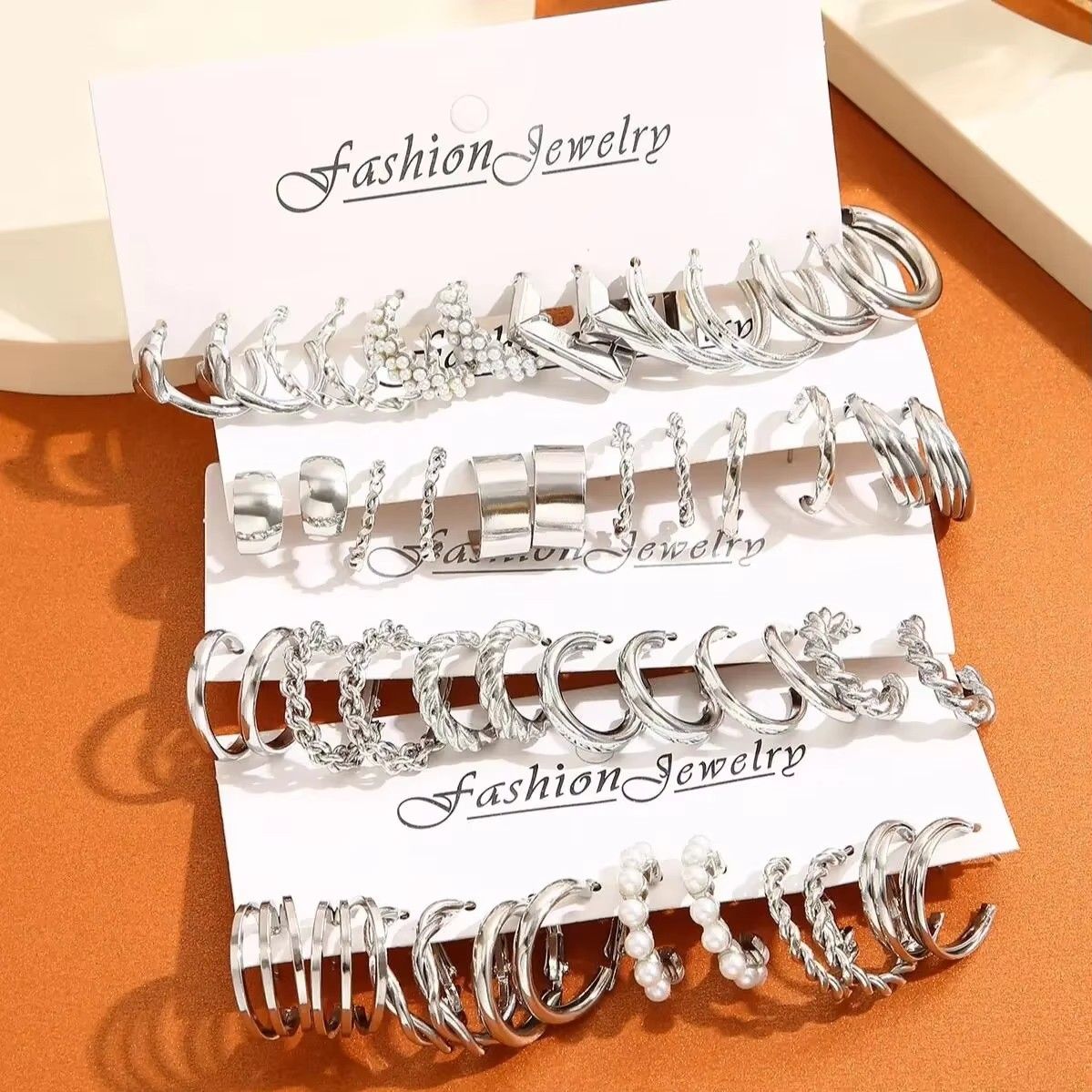 24 Pairs of Earrings Set New Twisted Personality Creative Simple Temperament Geometrical Twist Pearl Earrings