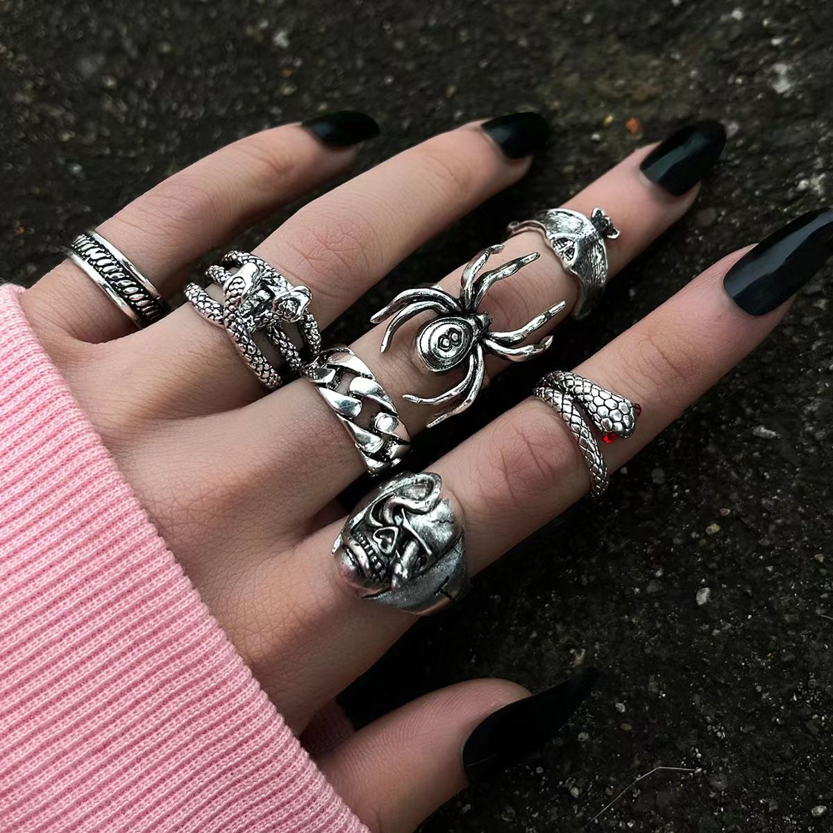 7Pcs/Set Trendy Hip-hop Rings Set for Men women Retro Vintage Spider Snake Bat Skull Ring Fashion Punk Boy Girl Birthday Jewelry Gifts