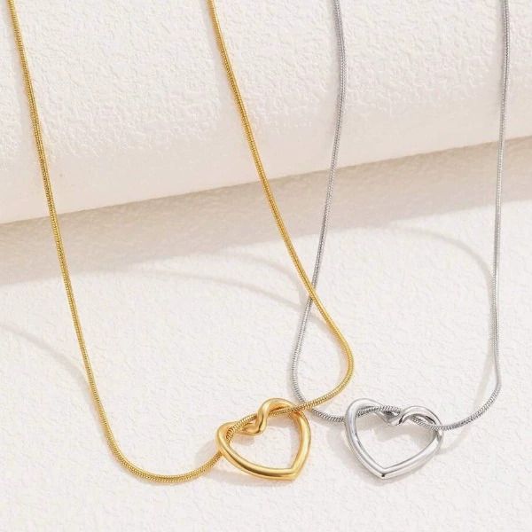 Love Heart Pendant Necklace For Women Stainless Steel Fashion Lady Fashion Creative Geometric Clavicle Chain Necklaces Party Jewelry Gift
