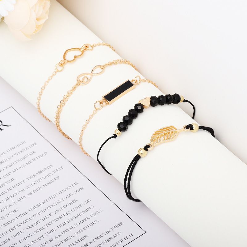 6Pcs Women's Watch Earrings Rings Necklace Bracelet Set Ladies' Butterfly Jewelry Set Women's Wristwatch Leather Strap Quartz Watch Ladies' Butterfly Watch Set