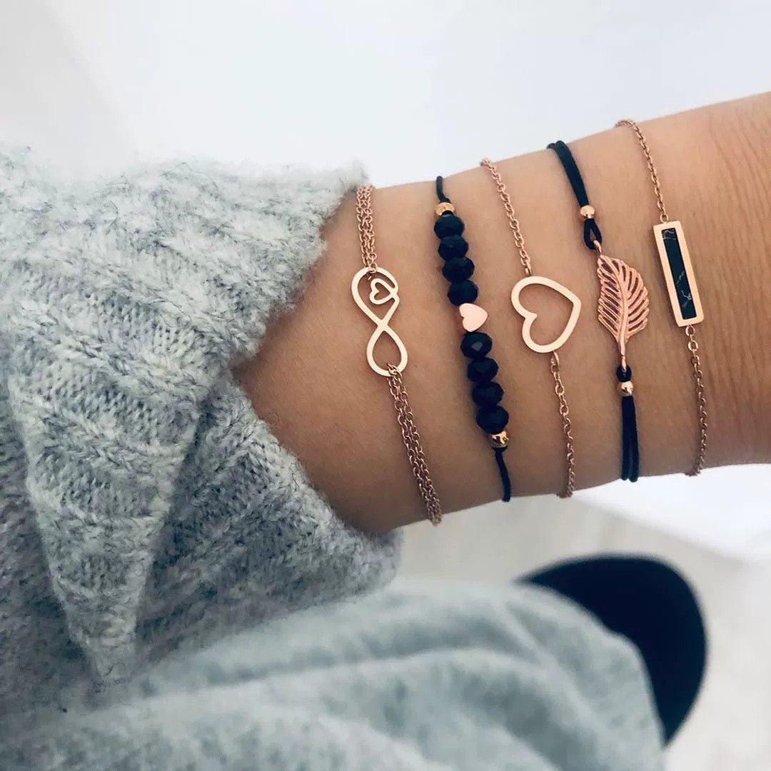 6Pcs Women's Watch Earrings Rings Necklace Bracelet Set Ladies' Butterfly Jewelry Set Women's Wristwatch Leather Strap Quartz Watch Ladies' Butterfly Watch Set