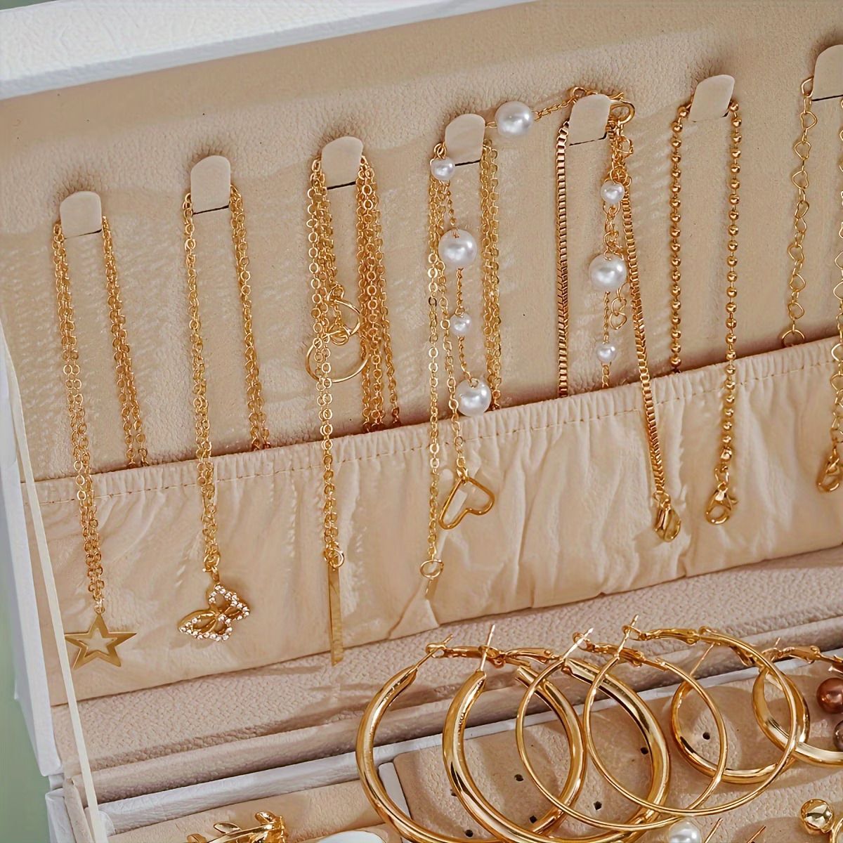 86pcs  Stylish and Elegant Butterfly Necklaces, Heart Rings, Earrings, And Studs, Perfect for Women'S Daily Outings, Parties, And Holiday Gifts, Featuring Fashionable Jewelry (Without a Box)